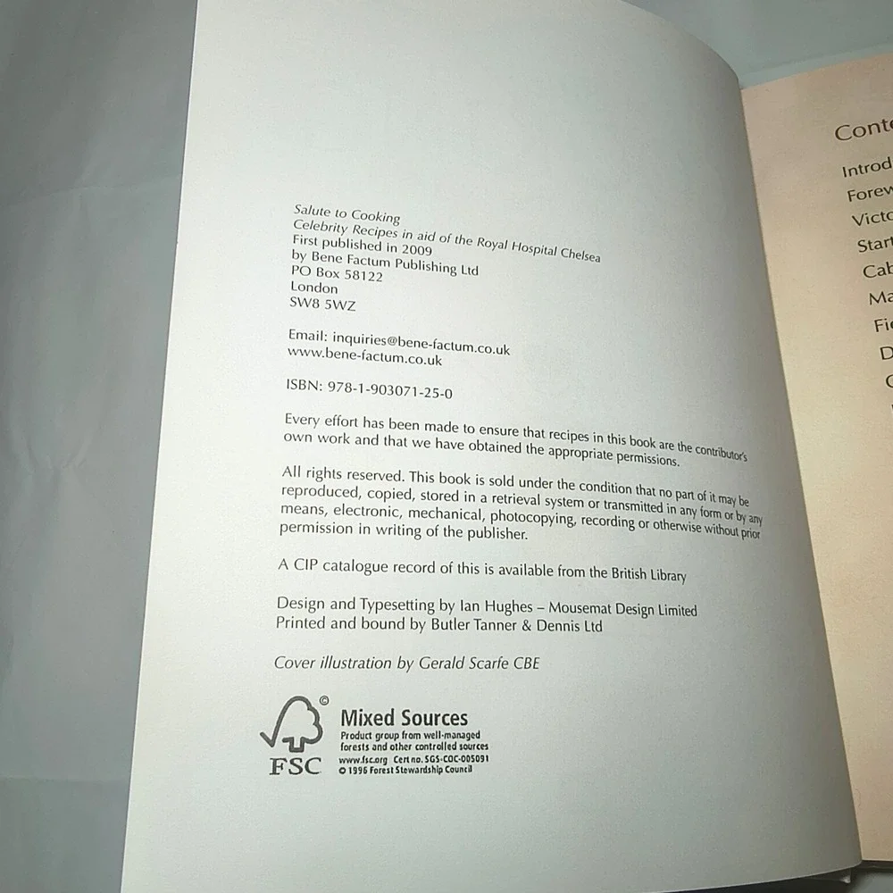 A Salute to Cooking Celebrity Recipes Chelsea Pensioners by Angela Currie 2009